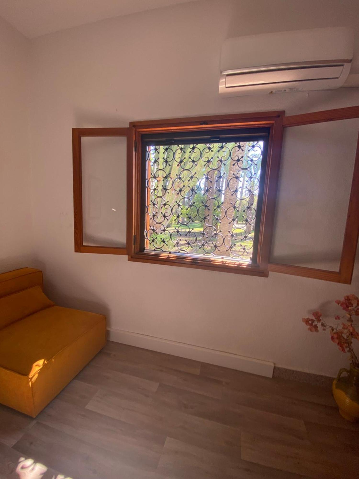Pink Lemon House Bed & Breakfast Elche Dış mekan fotoğraf